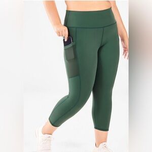 New With Tag FABLETICS Mila High-Waisted Capri Legging with Pocket Sz 3X